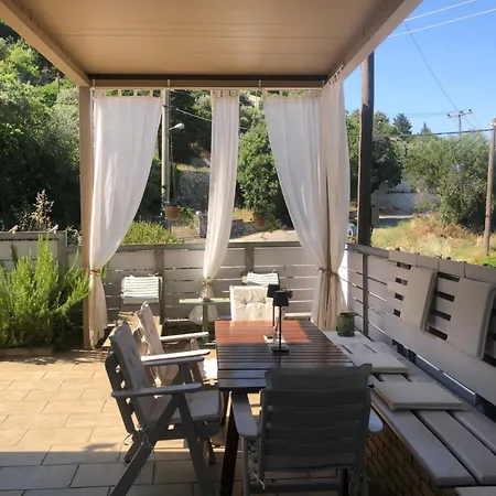 Lemonaki House Lefkada Гостевой дом Asprogerakata