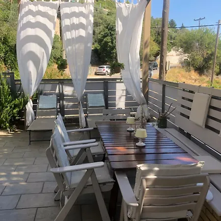 Lemonaki House Lefkada Гостевой дом Asprogerakata